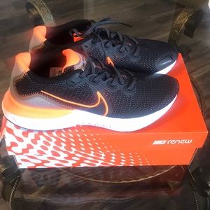 NIKE WOW GREAT X MAS  GIFT RENEW MENS SUPERB $$